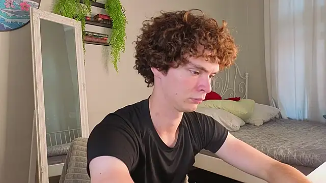 Snapshot of Tommy_Jamm chatting on 09.09.25 Tommy Jamm online show from 09.09.25