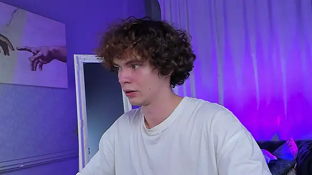 Snapshot of Tommy_Jamm chatting on 10.24.25 Tommy Jamm online show from 10.24.25