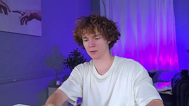 Snapshot of Tommy_Jamm chatting on 10.27.25 Tommy Jamm online show from 10.27.25