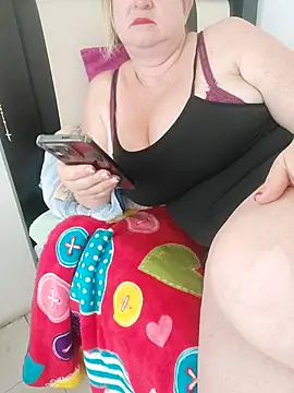 Miss-tetas online show from 12.17.25