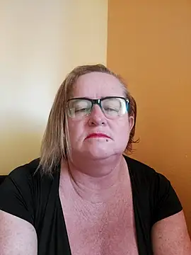 Snapshot of Miss-tetas chatting on 02.05.26 Miss-tetas online show from 02.05.26