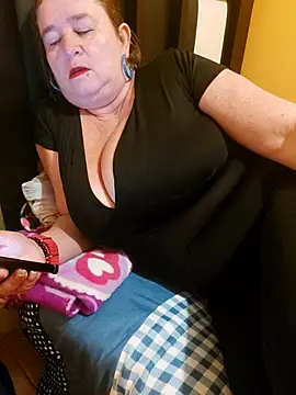 Snapshot of Miss-tetas chatting on 02.19.26 Miss-tetas online show from 02.19.26