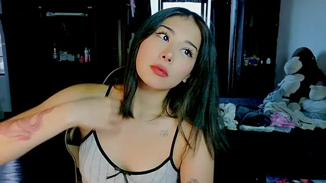 Shisuku Sophi online show from 07.08.26