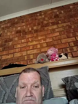 Snapshot of wallacelegend chatting on 09.23.25 wallacelegend online show from 09.23.25