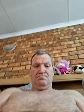 Snapshot of wallacelegend chatting on 12.02.25 wallacelegend online show from 12.02.25