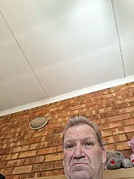 Snapshot of wallacelegend chatting on 02.10.26 wallacelegend online show from 02.10.26