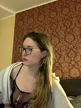 Snapshot of Jugira chatting on 10.06.25 Jugira online show from 10.06.25