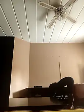 RFeltomWhitJ online show from 10.19.25