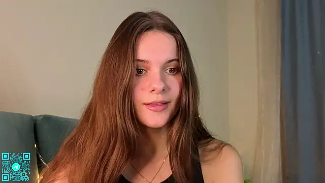 chloemilka online show from 10.24.25