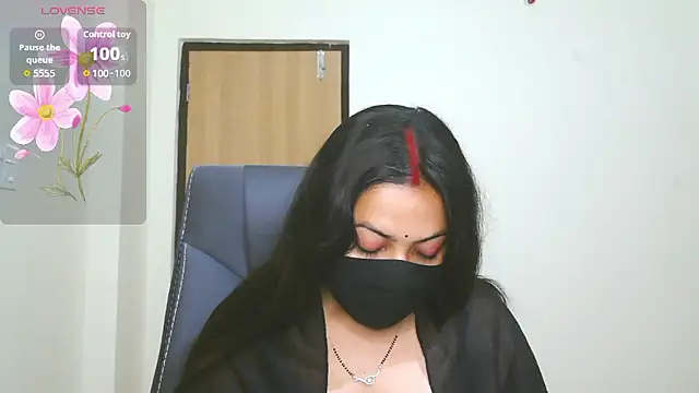 SassyWildCouple online show from 01.11.26