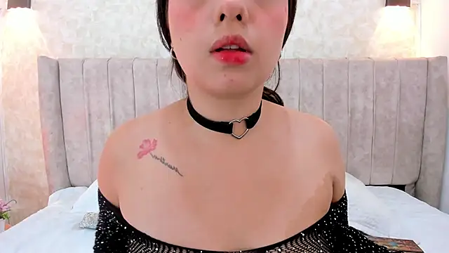 thamiina  online show from 03.12.26