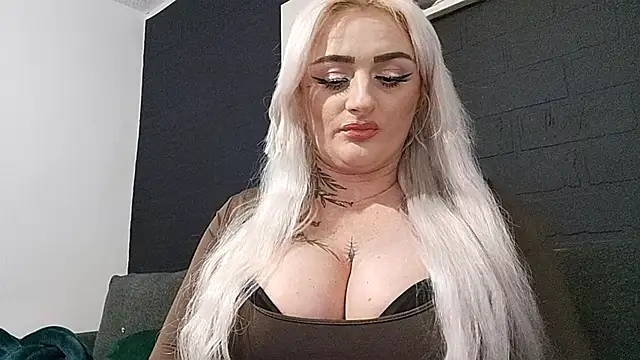 AnastasiaLips online show from 04.15.26