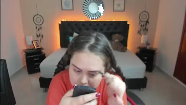 LolaVillalobos online show from 09.20.25