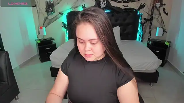 LolaVillalobos online show from 11.01.25