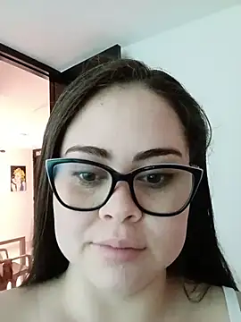 LolaVillalobos online show from 04.20.26