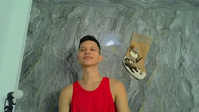 Snapshot of Twinkcock22 chatting on 12.15.25 Twinkcock22 online show from 12.15.25