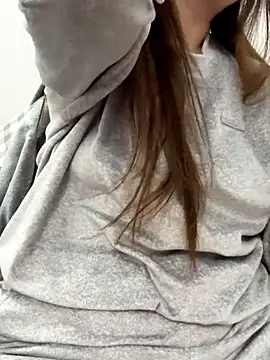 Snapshot of PhuongNhi21 chatting on 11.21.25 PhuongNhi21 online show from 11.21.25