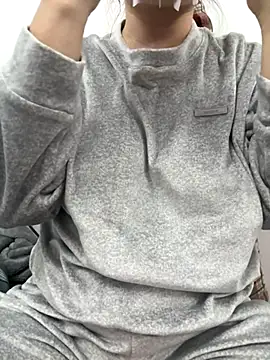 Snapshot of PhuongNhi21 chatting on 11.28.25 PhuongNhi21 online show from 11.28.25