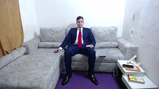 Victor Maitland online show from 05.17.26