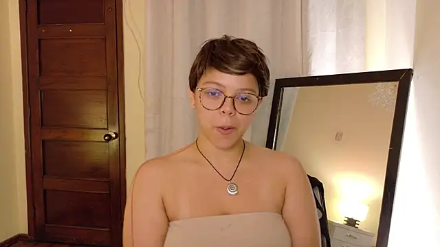 Snapshot of Amanda_sweet chatting on 03.22.25 Amanda sweet online show from 03.22.25