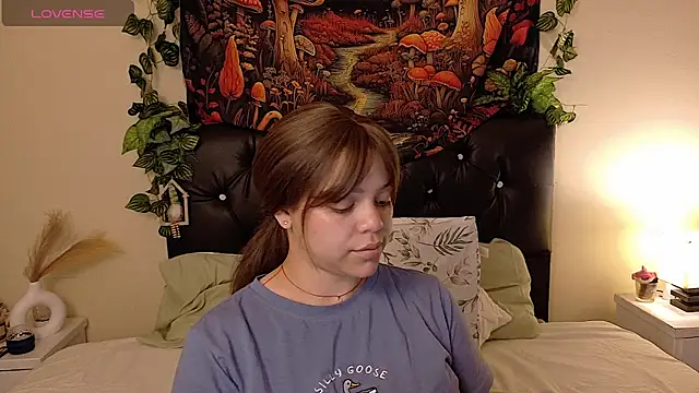 Snapshot of Amanda_sweet chatting on 11.08.25 Amanda sweet online show from 11.08.25