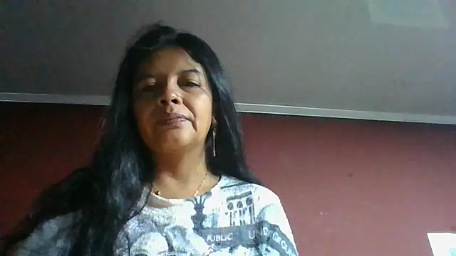 DianaOchoa  online show from 06.17.26
