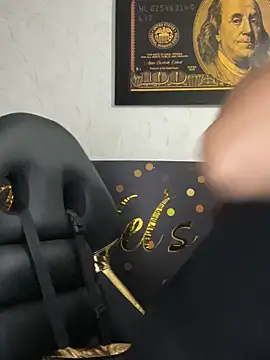 Snapshot of candy__fox_ chatting on 10.05.25 candy fox online show from 10.05.25