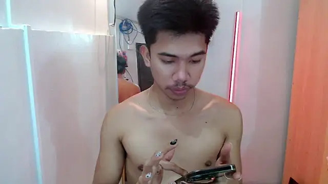 Snapshot of Ur_pinoyhotbrix chatting on 09.11.25 Ur pinoyhotbrix online show from 09.11.25