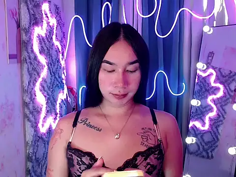 in yourdreamstarxx online show from 11.24.25