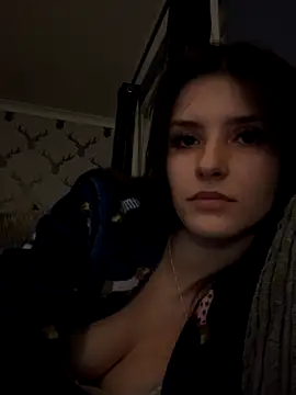 Snapshot of Naughty_CrystalXX chatting on 09.29.25 Naughty CrystalXX online show from 09.29.25