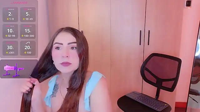 Heraa Piett online show from 09.11.25