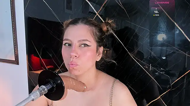 Snapshot of abby_blond_ chatting on 02.08.26 abby blond online show from 02.08.26