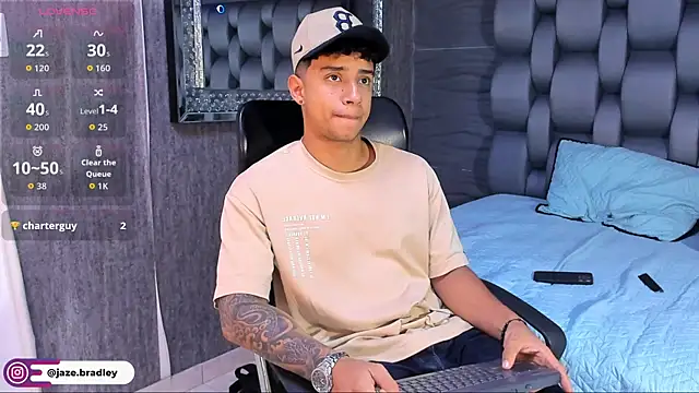 Snapshot of jaze_bradley chatting on 10.15.25 jaze bradley online show from 10.15.25