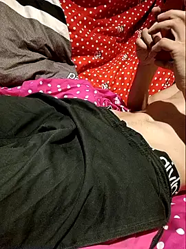 Snapshot of DavidForLife8 chatting on 10.03.25 DavidForLife8 online show from 10.03.25