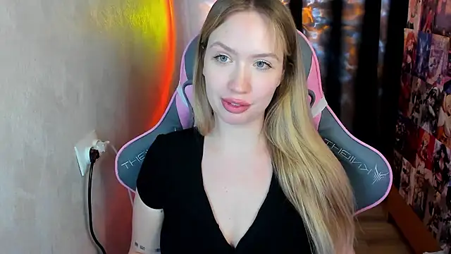 NicoleRiccii online show from 01.10.26