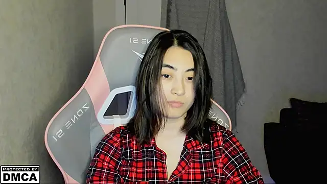 Snapshot of MeilideQian1 chatting on 09.16.25 MeilideQian1 online show from 09.16.25