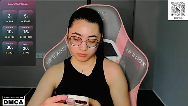 Snapshot of MeilideQian1 chatting on 02.14.26 MeilideQian1 online show from 02.14.26