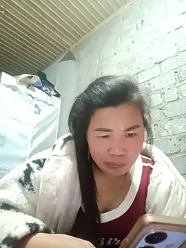 Snapshot of jienrrr chatting on 12.17.25 jienrrr online show from 12.17.25