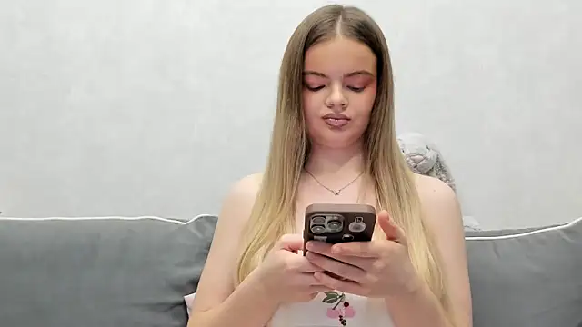 Sarah keyy online show from 01.09.26