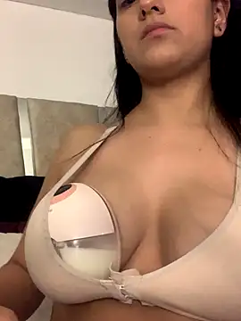 CamiJone online show from 11.24.25