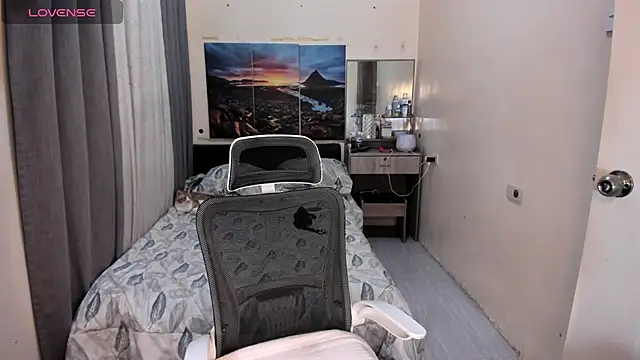 Snapshot of Miss_VictoriaWilliams chatting on 02.09.26 Miss VictoriaWilliams online show from 02.09.26