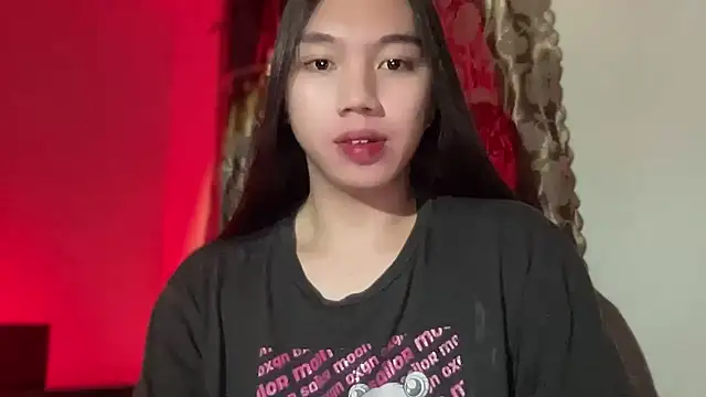 Snapshot of kat_mire chatting on 09.12.25 kat mire online show from 09.12.25