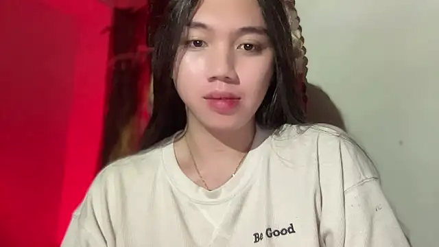 Snapshot of kat_mire chatting on 10.26.25 kat mire online show from 10.26.25