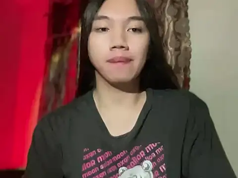 Snapshot of kat_mire chatting on 11.21.25 kat mire online show from 11.21.25