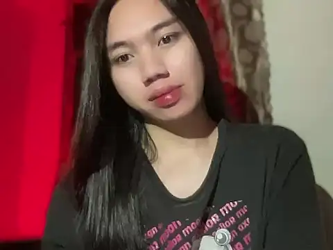 Snapshot of kat_mire chatting on 11.27.25 kat mire online show from 11.27.25