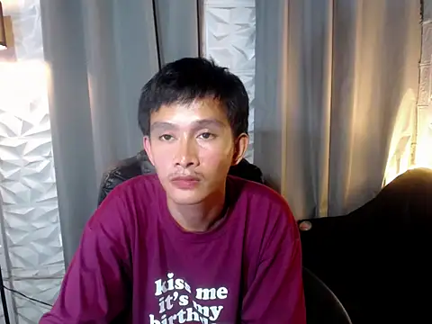 Snapshot of prince_elaijah chatting on 06.18.26 prince elaijah online show from 06.18.26