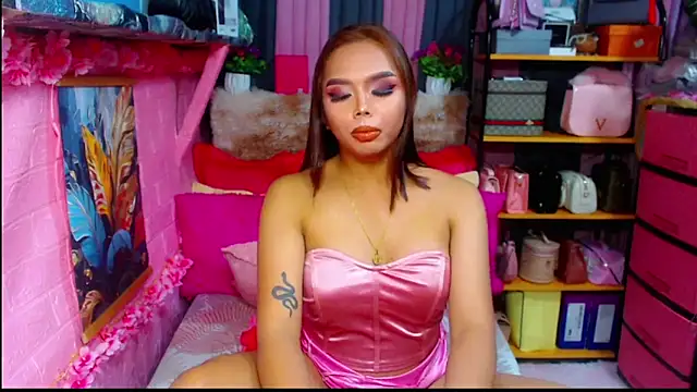 MoniqueCeleste online show from 10.12.25