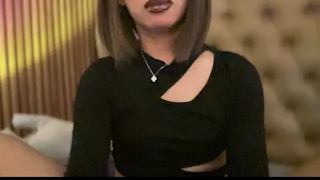 Snapshot of solana_imani chatting on 05.19.26 solana imani online show from 05.19.26