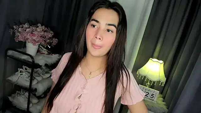 Snapshot of Alovelydoll_nica chatting on 09.25.25 Alovelydoll nica online show from 09.25.25