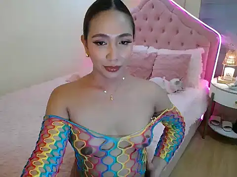 ur seductivelaura online show from 05.14.26
